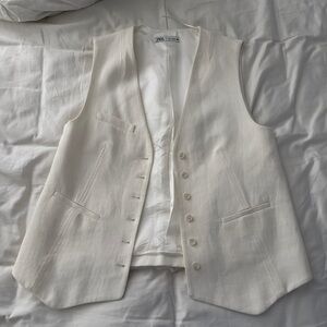 Zara Cream Sleeveless Jacket
